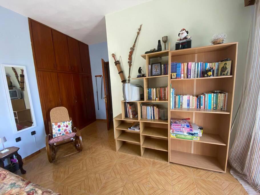 Lydia'S Apartment Lixouri Esterno foto